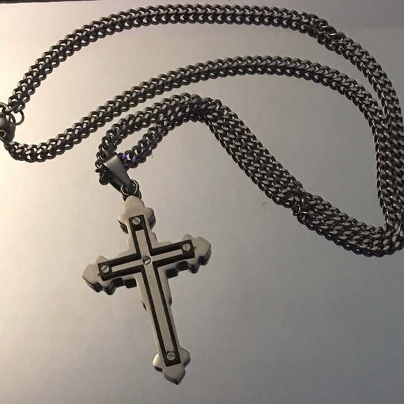 The Cross stainless steel necklaces. - Picture 1 of 3